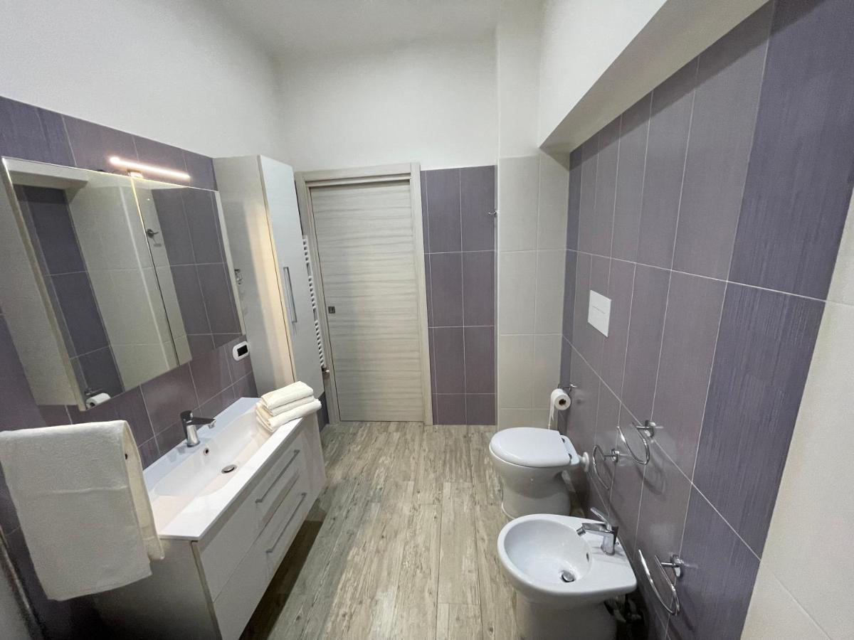 B&B Airport Serenity Suites ナポリ エクステリア 写真
